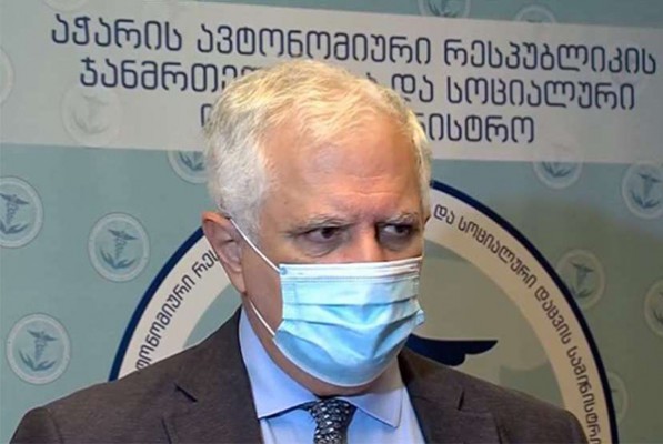 ამირან გამყრელიძე: მოვუწოდებ თითოეული სკოლის პედაგოგსა და ადმინისტრაციულ პერსონალს, სწავლის დაწყებას ორჯერადად აცრილი შევხვდეთ