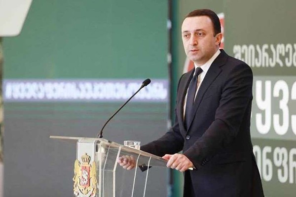 როგორ შეიძლება, ადამიანი მხარს უჭერდეს „ნაცმოძრაობას