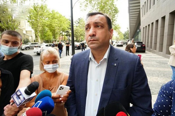 ლევან ბეჟაშვილი: „ქართულმა ოცნებამ“ საბოლოოდ ჩამოიხსნა ნიღაბი და გამოავლინა მისი პრორუსული ხასიათი