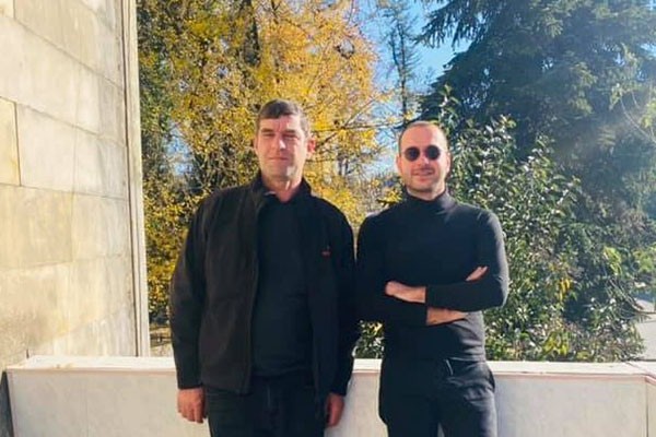 სამეგრელოში გიორგი გახარიას გუნდს ტოვებენ