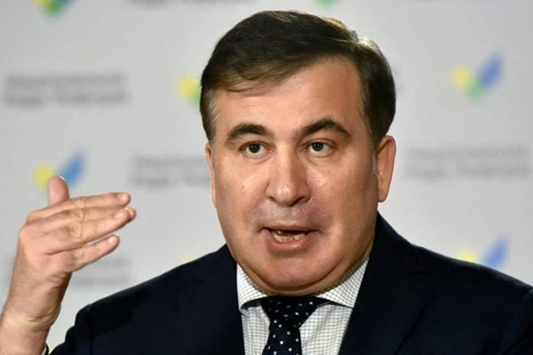 პოლიტიკურ თანაგუნდელებთან ერთად ამ ვიზიტის დროს სააკაშვილს ახლდა ფოთისა და ხობის მიტროპოლიტი, მეუფე გრიგოლი და აკადემიკოსი ნიკა ყიფშიძეც - აუდიტის დასკვნა