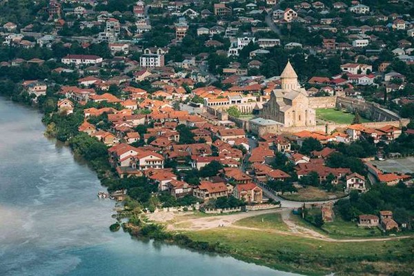 დღეს სვეტიცხოვლობაა