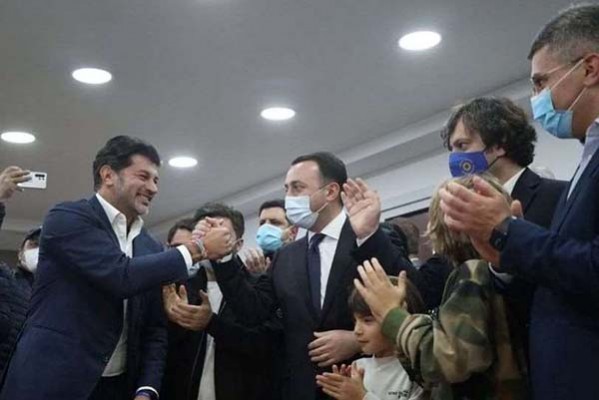 კახა კალაძე: მიხარია, რომ შევძელით ღირსეული გამარჯვება, მზად ვარ, დაუღალავი შრომით ვემსახურო თითოეულ ადამიანს, ვიქნები ყველას მერი