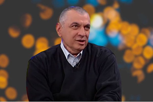 „სააკაშვილს რევანში თუ სურს, ამას მარტივად გავიგებთ, თუკი ვკითხავთ, ვინ მოკლა რაფალიანცი? იყო თუ არა ციხის კადრები დადგმული?!“