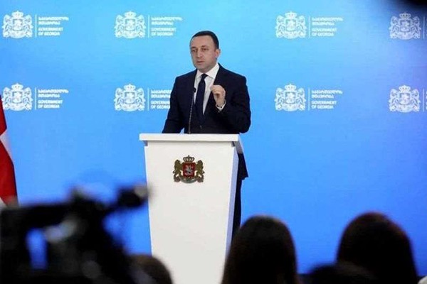 სავალდებულო ვაქცინაცია ადამიანების არჩევანში უხეში ჩარევაა, ყველა მოქალაქეს აქვს არჩევანის თავისუფლება და მე, როგორც პრემიერ-მინისტრი, უზრუნველვყოფ, რომ ყველა ადამიანს ჰქონდეს არჩევანის თავისუფლება