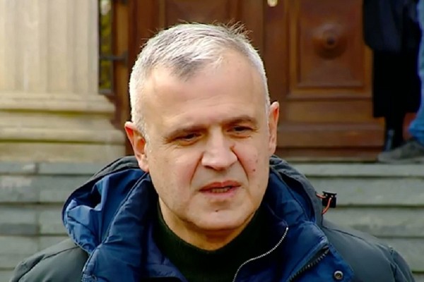 „ნაციონალური მოძრაობის“ წევრი, ბრალდებული თემურ ჯანაშია მიხეილ სააკაშვილზე: ადამიანი თუ ჯანმრთელია, სასამართლოზე უნდა მოიყვანონ - აგერ არის სასამართლო, მოიყვანონ