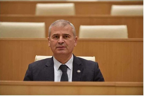 ირაკლი ქადაგიშვილი:  საქართველო ყველას ფეხების შესაწმენდი ქვეყანა არ არის - იქნება უკრაინის დეპუტატი თუ სახალხო დამცველი, კეთილი ინებოს და ჩვენი ქვეყნის სუვერენიტეტს პატივი სცეს!