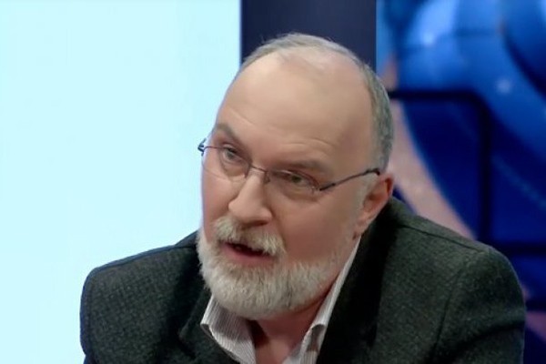 უკრაინიდან ჩამოფრენილი მგზავრების ნაწილი ქვეყანაში არ შემოუშვეს და უკან გააბრუნეს, დავით საყვარელიძემ საჯარო ბოდიში მოუხადა მათ და მოიხსენია პაშა კაშჩუკი - სამხედრო ინსტრუქტორი, რომლის გადამზადებულიც არის ქართული ლეგიონის “მგლების” მებრძოლები 