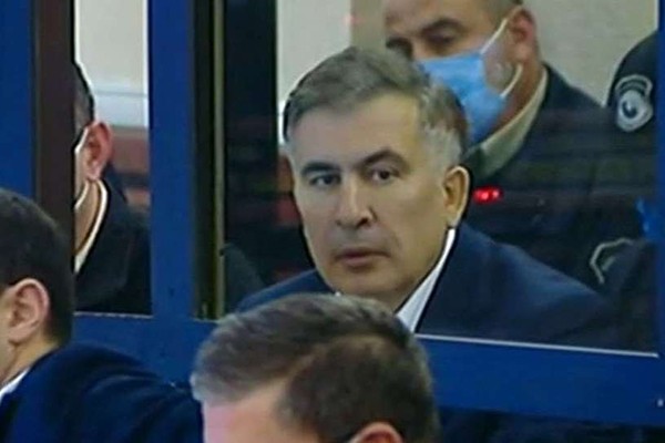 მიხეილ სააკაშვილმა სასამართლო დარბაზში მსხდომებსა და საზოგადოებას მიმართა