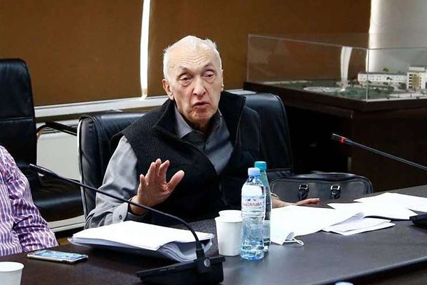 თენგიზ ცერცვაძე: „ფაიზერის“ ხელმძღვანელობამ განაცხადა, რომ 100 დღეში მზად ექნებათ ახალი ვაქცინა, რომელიც ახალი შტამის მიმართ ეფექტიანი იქნება