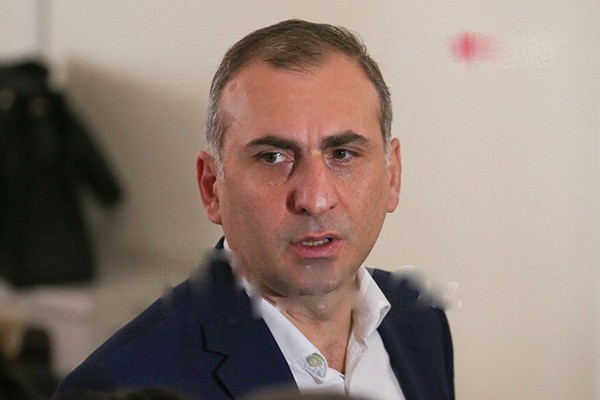 ალეკო ელისაშვილი სააკაშვილზე:  რა კომიტეტი უნდა შექმნან, რა „კალოშები“ ამოიცვან და შემოვარდნენ ფიწლით და ნამგლით?! - ბოდვებს თავი დაანებოს
