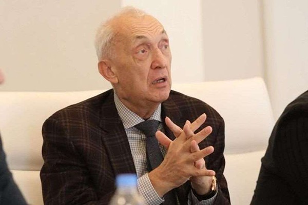 თენგიზ ცერცვაძე: ინფიცირებიდან პირველი 8-10 დღის განმავლობაში თუ მოგვმართავენ, დაავადების დამძიმებას თავიდან აიცილებენ
