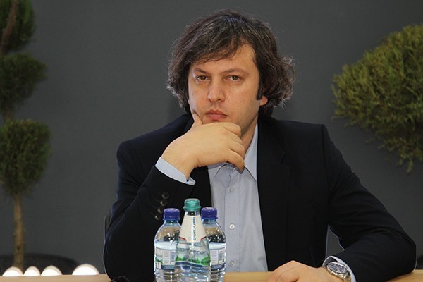 უკრაინელებსაც არაფერში სჭირდებათ სააკაშვილი, მას რომ სასჯელი მისი კანონების მიხედვით შეფარდებოდა, 40 წლამდე თავისუფლების აღკვეთა გამოსდიოდა
