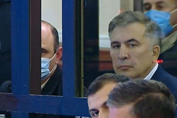 მიხეილ სააკაშვილ: მივმართავ ბევრ ადამიანს, ვინც არ მეთანხმება პოლიტიკურად, მეგობრებო, ვიცი, რომ ბევრი ხართ უკმაყოფილო, მზად ვარ, შევხვდე კიდეც მათ, განვიხილო და ვაღიარო, სად არ ვარ მართალი