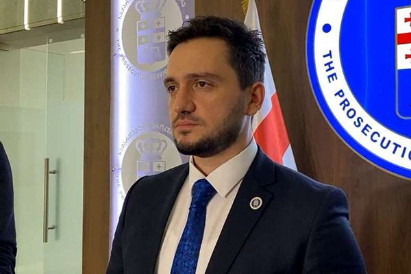 დღეს მოვისმინეთ ბრალდებულ მიხეილ სააკაშვილის აღიარება, რომ სპა-პროცედურებსა თუ ფუფუნების საგნებს ნამდვილად თავად მოიხმარდა და შვილის სწავლის დაფინანსებაც მისი გადაწყვეტილება იყო