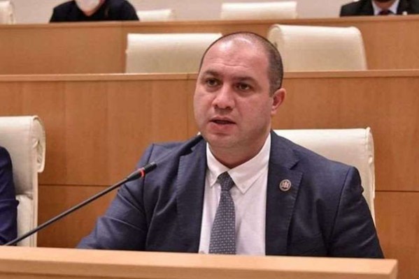 გივი მიქანაძე: უკრაინის მხარდამჭერ რეზოლუციასთან დაკავშირებით განხილვები გამოირჩეოდა ოპოზიციის მხრიდან იმ ვიწრო ნარატივით, რომლითაც ისინი ცდილობენ სახელმწიფო ინტერესები დააზიანონ