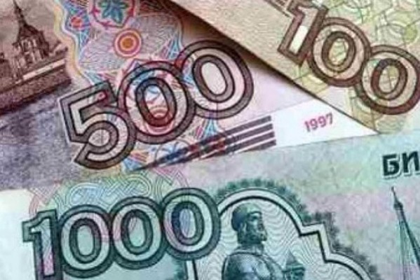 რუსული რუბლი დოლართან მიმართებაში 30%-ით გაუფასურდა