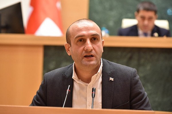 იაგო ხვიჩია, პრეზიდენტ ზელენსკის: „ჩვენ ქართველ ხალხს, არაფერი დაგვიშავებია ისეთი, რომ უკრაინისთვის, საქართველოსთვის მთელი სამყაროსთვის ამ მძიმე დროს, ელჩის გაწვევა იყოს ერთადერთი გამოსავალი