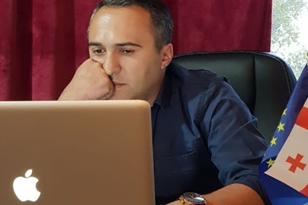 ირაკლი ლატარია ზურაბიშვილზე: იქნებ ამიხსნათ ხატია დეკანოიძე ან გიგი უგულავა, ან ნებისმიერი სხვა ვინმე, როგორ არის შესაძლებელი რომ იყოს საქართველოს მთავრობის წევრი -  მინისტრი?