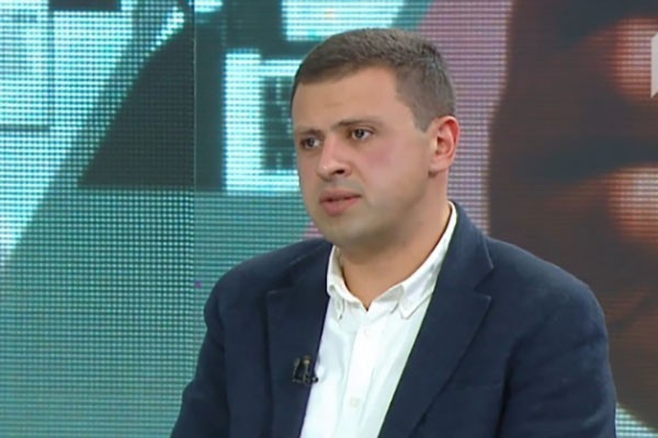 ანდრია გვიდიანი: ნაცმოძრაობა ნეიტრალიტეტის თემაზე გაღმა შეედავე - გამოღმა შეგრჩებას პრინციპით მოქმედებს