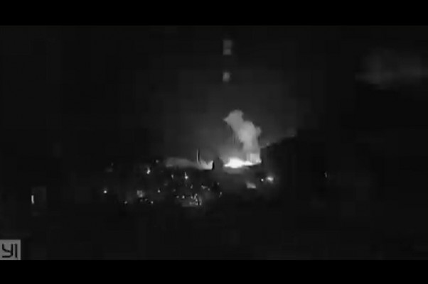უკრაინის ქალაქ ნიკოლაევის ღამის დაბომბვა (ვიდეო)
