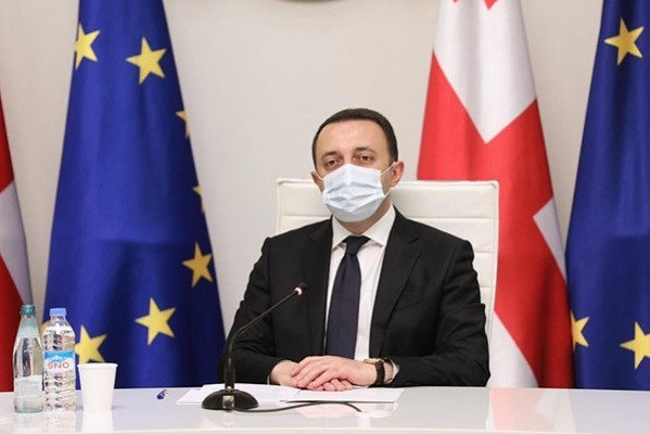 ირაკლი ღარიბაშვილი: ჩვენ მოვისმინეთ უკრაინის ხელისუფლების წარმომადგენლების განცხადებები, რომ ჩვენ არ ვართ ომისთვის მზად და ამას სააკაშვილი გააკეთებდა, დღეს რომ ხელისუფლებაში სააკაშვილი ყოფილიყო, აქ მოაწყობდნენ მეორე მარიუპოლს