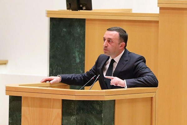 პრემიერი:  ჩვენ შევეცდებით, ავუხსნათ ჩვენს ევროპელ კოლეგებს, რომ საქართველო იმსახურებს უფრო მეტს, იმსახურებს მშვიდობას, განვითარებას კეთილდღეობას და ვერაფერს დააკლებენ ვერც შიდა მტრები, ვერც გარე მტრები
