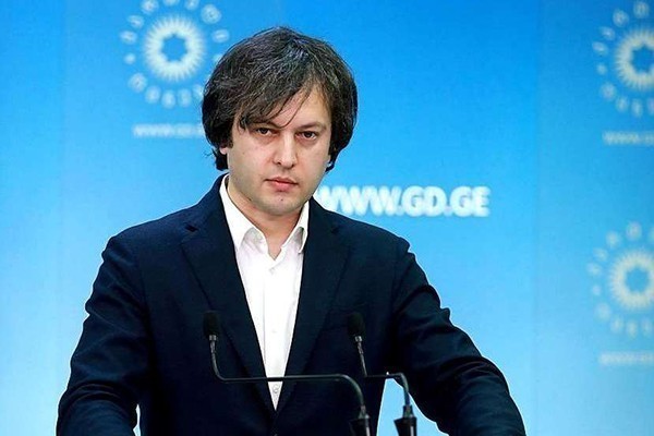 ირაკლი კობახიძე: თუ ასეთი ფაქტი მოხდა, რომ საელჩოს თანამშრომელმა დაიბარა მოსამართლე, ელჩის სახელით მოსთხოვა ანგარიში საქმესთან დაკავშირებით და შემდეგ გაუუქმა მას რამდენიმე დღეში დაგეგმილი ვიზიტი, ეს ცალსახად არის ზეწოლა