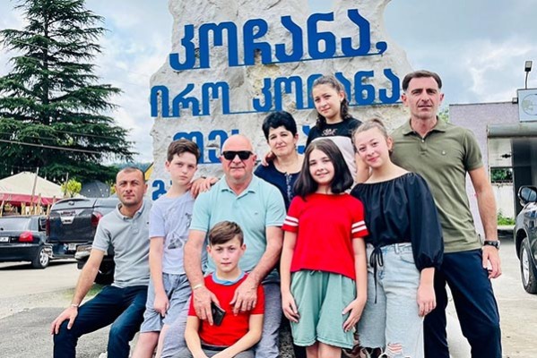 ჯუმბერ იზორია: ყველა ამ „ფეიკ“ სიუჟეტის უკან იდგა ნოდარ მელაძე !!! დიახ, სწორედ მსგავსმა ცილისწამებამ შეიწირა მამაჩემის სიცოცხლე. ძალიან შორსაა თქვენგან „კაცობა, ღირსება და პატრიოტიზმი“