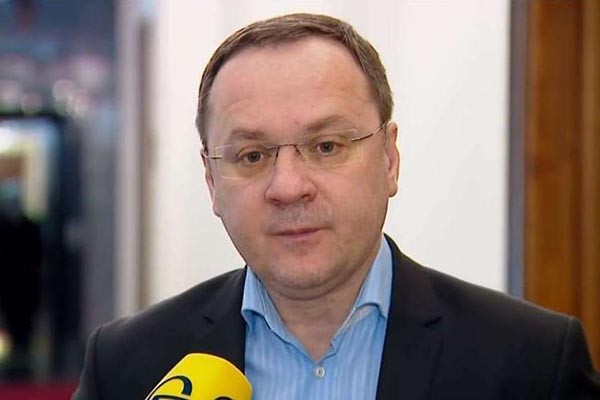 გია ცაგარეიშვილი: ტემპერატურა საკმაოდ მაღალია, ამიტომ დამშვიდდნენ ჩვენი ოპონენტები, ჩრდილს შეაფარონ თავი, გამაგრილებელი სასმელები მიირთვან და დატკბნენ ცხოვრებით