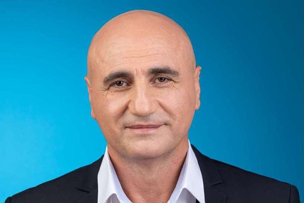 ზაზა გულიაშვილი: რადიკალური ქცევებით ცნობილმა ლევან ხაბეიშვილმა, დღეს ქარელში ცრუ ინფორმაციაზე აგებული პოლიტიკური შოუს დადგმა სცადა, რაც არ გამოუვიდა