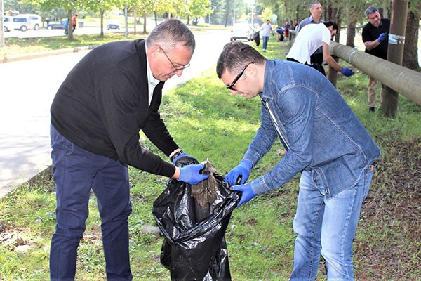 გურიაში კამპანიის „დავასუფთაოთ მსოფლიო“  (Clean Up the World)  ფარგლებში დასუფთავების აქცია გაიმართა