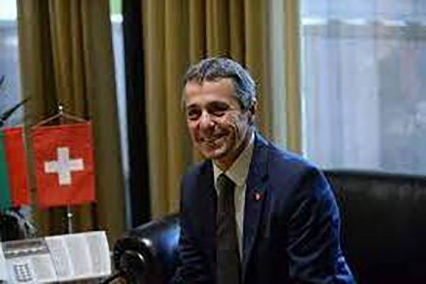 იგნასიო კასისი: ირაკლი ღარიბაშვილთან შეხვედრაზე ჩვენი ბრწყინვალე ორმხრივი ურთიერთობები და რეგიონალური საკითხები განვიხილეთ