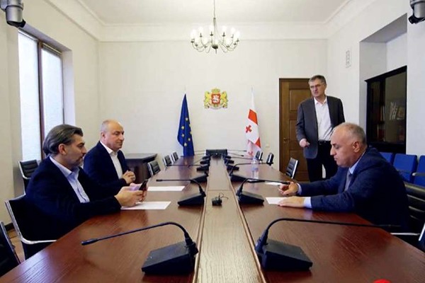 საზოგადოებრივი მოძრაობა „ხალხის ძალა“ განცხადებას ავრცელებს