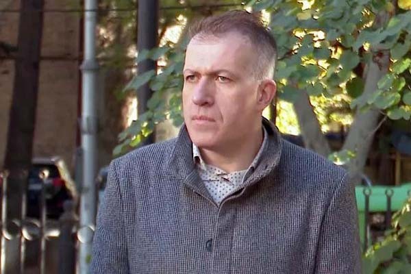 სერგო ჩიხლაძე:   „ქართულმა ოცნებამ“ თქვა: „სამკაციანი გაერთიანება არ გაგვიგიაო“ - თუ სამკაციანი გაერთიანებაა, ყოველ დილას, შუადღეს და საღამოს 30 განცხადებას რატომ აკეთებენ?! რატომ შფოთავენ?