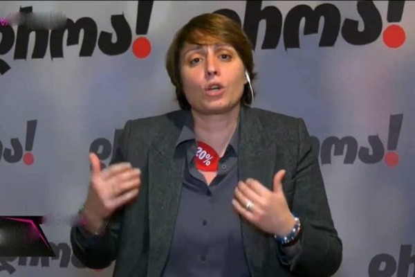 ელენე ხოშტარია: კარგია ტონი, შინაარსი, როგორც საუბრობს პრეზიდენტი, მათ შორის, სააკაშვილზე, მაგრამ მოქმედება არის გადამწყვეტი