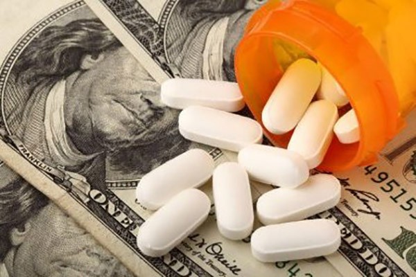 წამლებზე რეფერენტულმა ფასებმა ფარმაცევტულ ბაზარზე ვითარება რადიკალურად უნდა შეცვალოს
