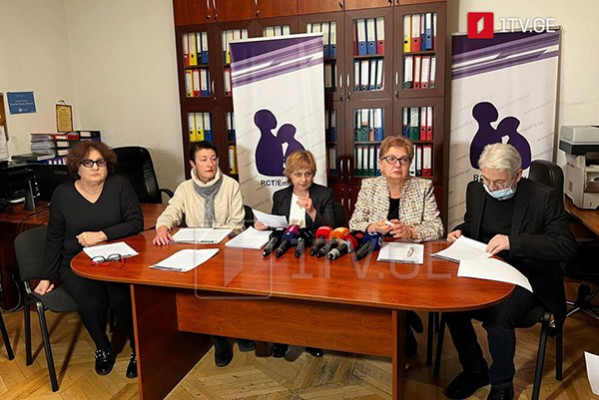 „ემპათია“ მიხეილ სააკაშვილის ჯანმრთელობის მდგომარეობაზე დასკვნას აქვეყნებს და აცხადებს, რომ სააკაშვილი სასწრაფოდ უნდა იყოს გადაყვანილი აშშ-ის ან ევროკავშირის მესამე დონის კლინიკაში