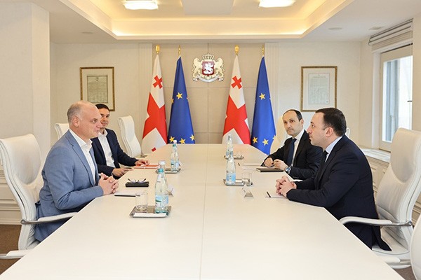 პრემიერ-მინისტრი ირაკლი ღარიბაშვილი APM Terminals-ის წარმომადგენლებს შეხვდა
