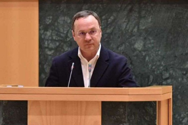 გია ცაგარეიშვილი: ვინც ჩვენთან ერთად იდექით რუსთაველზე და აპროტესტებდით იმ უბედურებას, რასაც სააკაშვილი ატრიალებდა ამ ქვეყანაში, თქვენი ცხოვრება სააკაშვილის ფეხის მტვრად როგორ აქციეთ