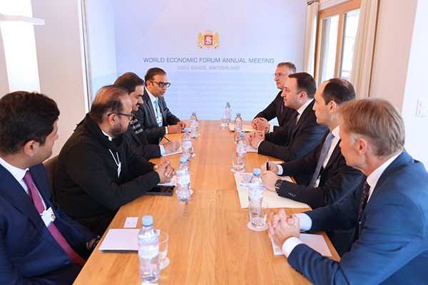 პრემიერ-მინისტრი ირაკლი ღარიბაშვილი Adani Group-ის თავმჯდომარეს შეხვდა