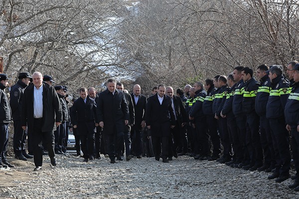 ოთარ ღვინაშვილი, რომელიც 20 იანვრის ღამეს, სამსახურებრივი მოვალეობის შესრულების დროს, საგარეჯოში დაიღუპა, სამხედრო პატივით დაიკრძალა