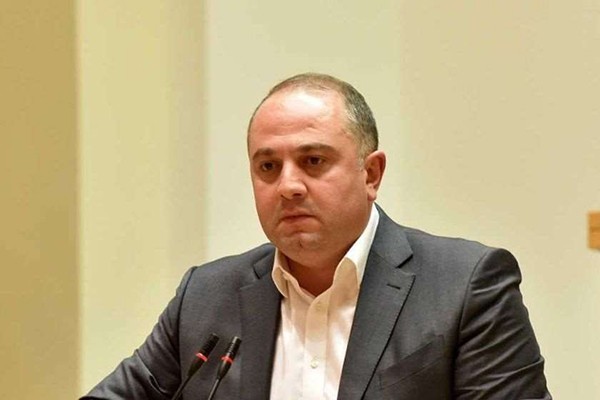 ირაკლი ჩიქოვანი: „ნაცმოძრაობა“ ეწინააღმდეგება ყველაფერს, მიუხედავად იმისა, იქნება ეს ევროპული ინსტიტუტები თუ ორგანიზაციები , თუ ისინი არ არიან მათ სამსახურში და არ ემსახურებიან მათ ინტერესებს
