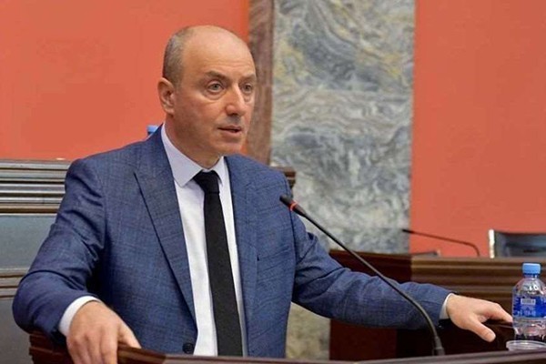 გურამ მაჭარაშვილ 