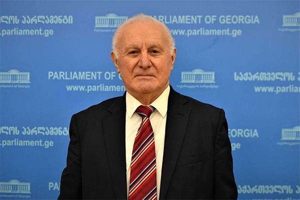 ფრიდონ ინჯია: ომის დაწყებით პერსონალურად იყო დაინტერესებული ჯონ მაკკეინი, რომელმაც 2008 წლის საპრეზიდენტო კამპანია სწორედ რუსეთ-საქართველოს ომის თემაზე ააგო