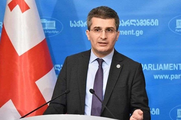 მამუკა მდინარაძე: სამწუხაროდ, არსებობენ გარკვეული ადამიანები, რომლებიც აჯერებენ სხვადასხვა ორგანიზაციის წარმომადგენლებს, რომ მათ შეუწყდებათ დაფინანსება, ეს ცალსახა პროვოკაცია და ტყუილია
