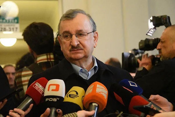რომან გოცირიძე: „ევროპის სახალხო პარტიაში“ 100 000 წევრია, აქედან ორმა-სამმა ჯგუფმა რაღაც განცხადება თუ გააკეთა, ეს არაფერს ნიშნავს, ინიცირებული არაფერია, თუმცა ამას კეთილი საქმისთვის აკეთებენ