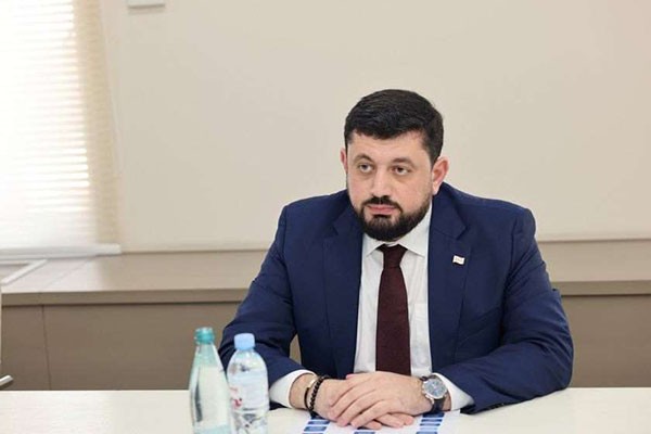 რაჟდენ კუპრაშვილი:  ყველანაირად ხელს შევუწყობთ ყველა პოლიტიკურ პარტიას, რათა აღსრულდეს კანონი, საჭიროსების შემთხვევაში ანტიკორუფციული ბიუროს სასწავლო ცენტრი მათთვის იქნება ხელმისაწვდომი