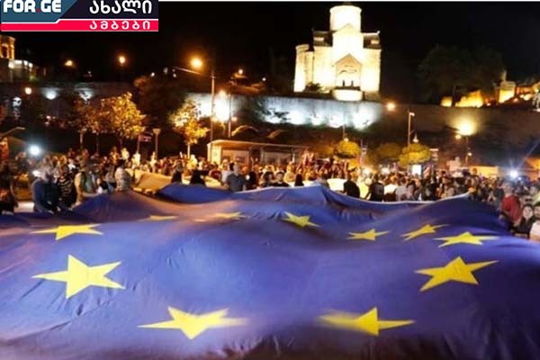 „საქართველო ევროპისთვის მთავარი არტერია ხდება და ახლა „ოცნების“ ხელისუფლებასთან კონფლიქტი არ აწყობთ, კანდიდატის სტატუსი კი ოპოზიციას კიდევ უფრო ცუდ დღეში ჩააგდებს“