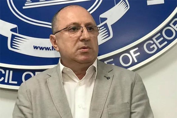 სერგო მეთოფიშვილი კელი დეგნანზე: ვიცი, რა მტკიცებულებები აქვს, ეს არის თავისივე დაფინანსებული პოლიტიზებული NGO-ების fake, ანუ ყალბი ანგარიშები